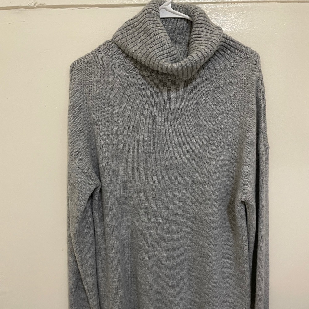Light grey knit turtleneck sweater, size small